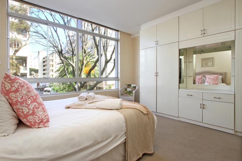 Berkeley Square Apartamento Cidade Do Cabo Exterior foto
