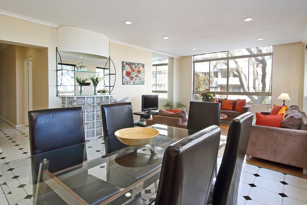 Berkeley Square Apartamento Cidade Do Cabo Exterior foto